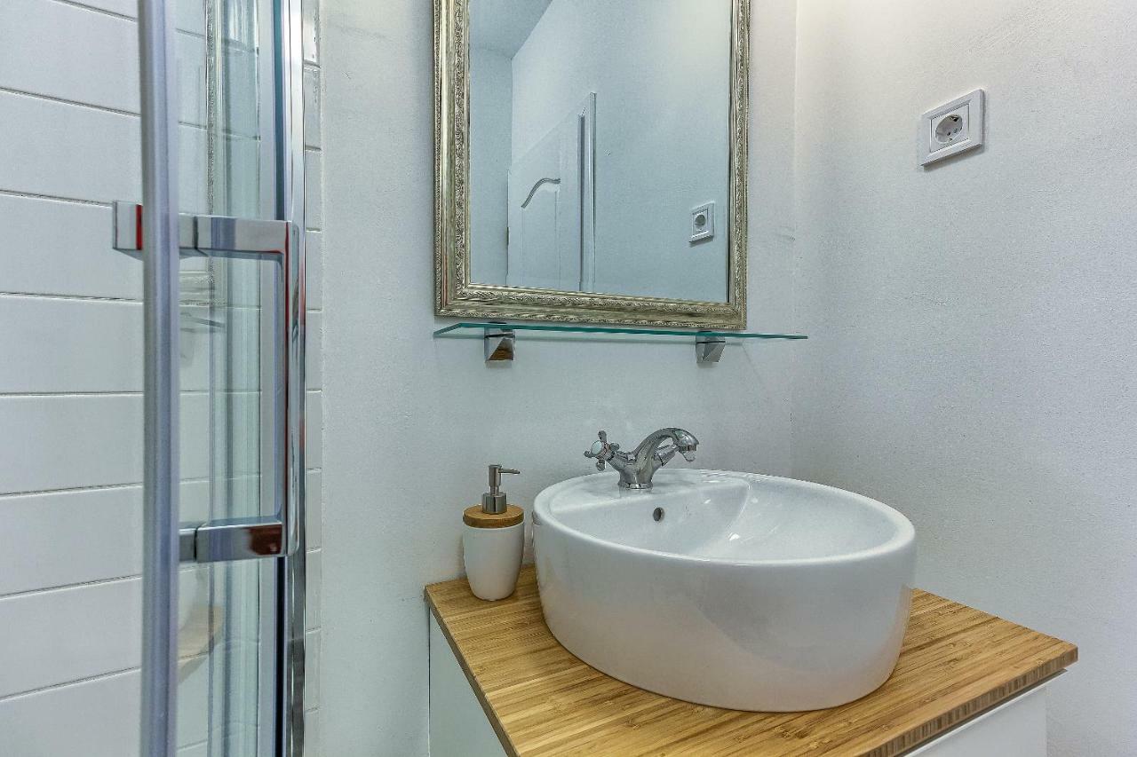 Charming Studio Apartment Сплит Екстериор снимка