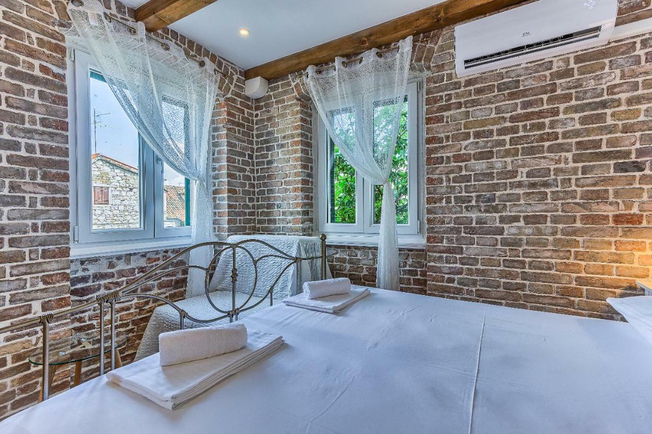Charming Studio Apartment Сплит Екстериор снимка