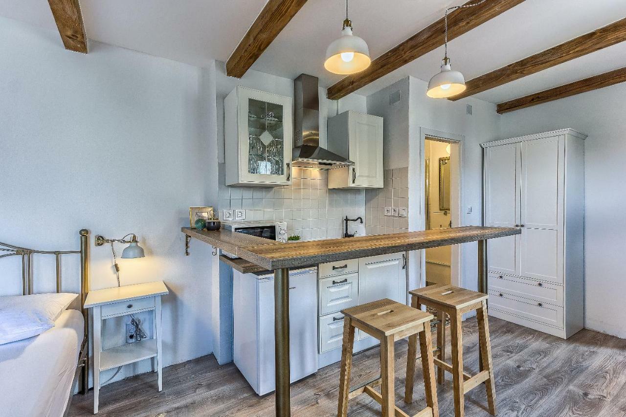 Charming Studio Apartment Сплит Екстериор снимка